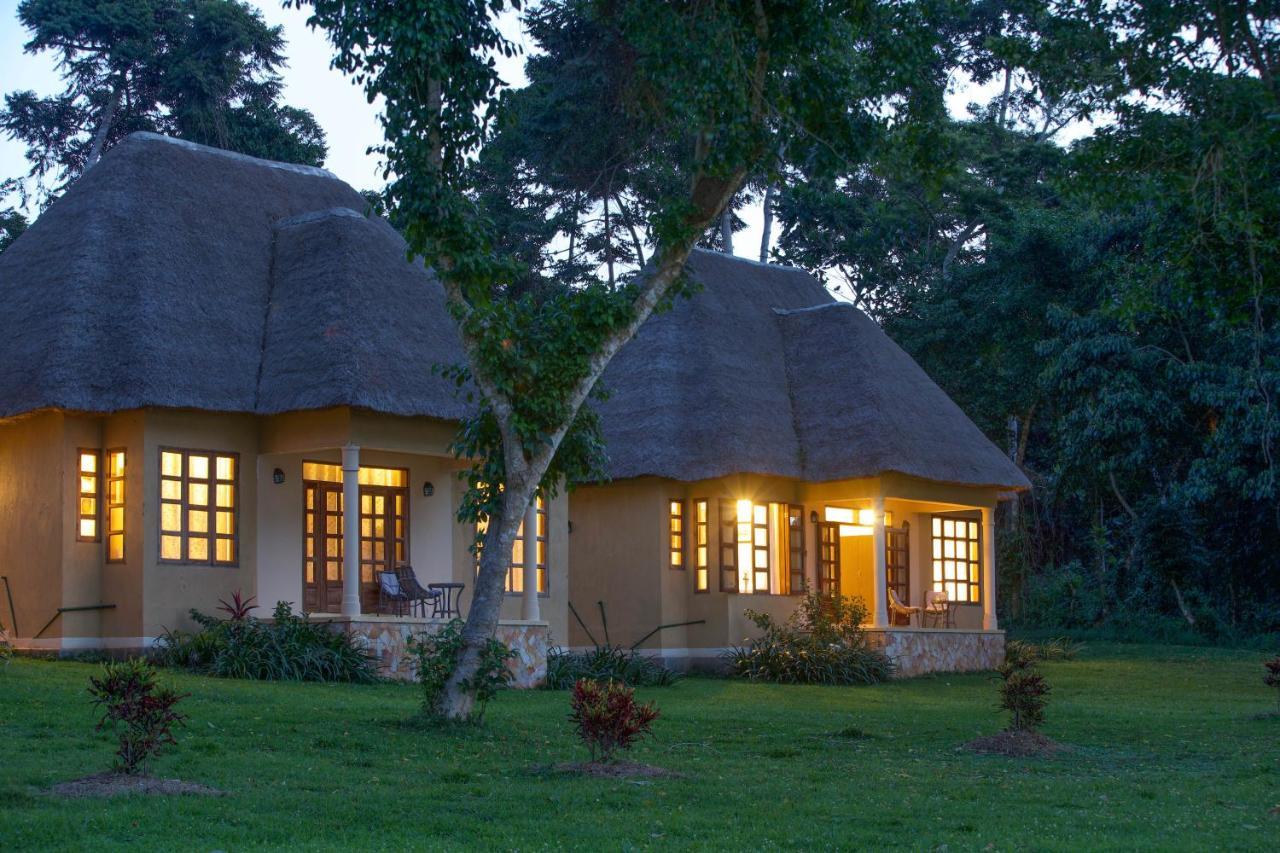Brovad Sands Lodge Kalangala Eksteriør billede