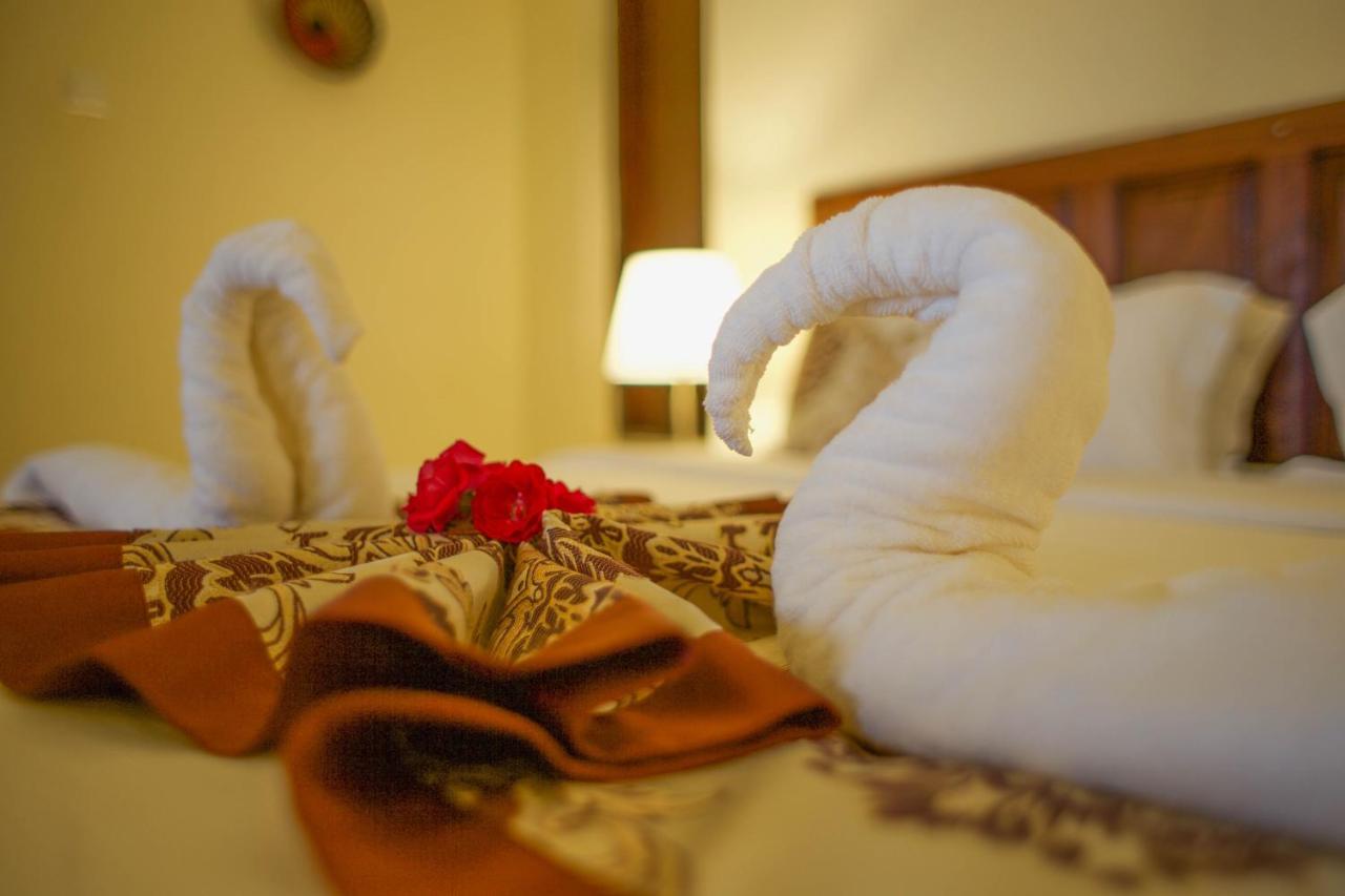 Brovad Sands Lodge Kalangala Eksteriør billede