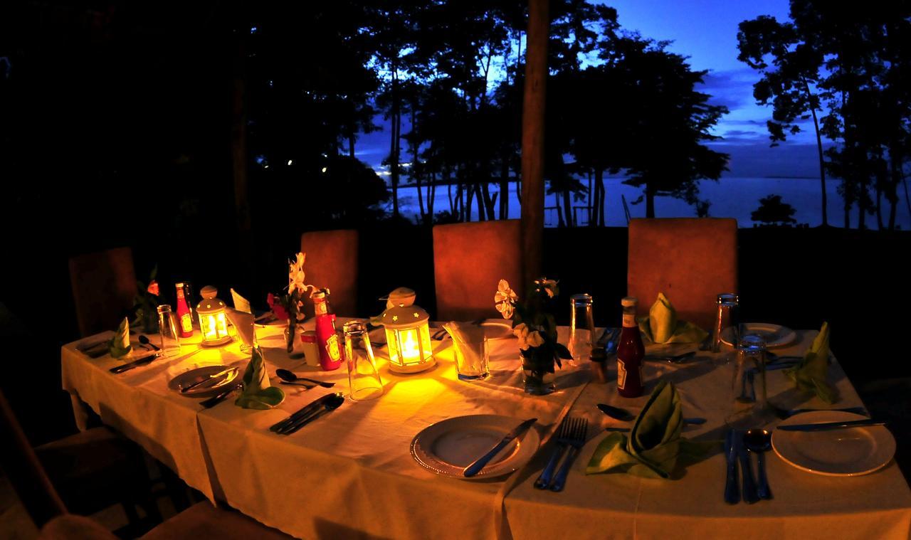 Brovad Sands Lodge Kalangala Eksteriør billede