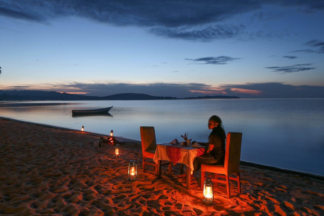 Brovad Sands Lodge Kalangala Eksteriør billede